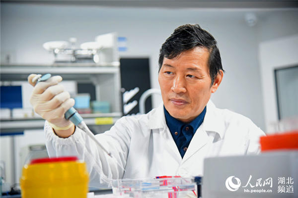 1553849235504394.jpg 人民網(wǎng):CAR-T治療白血病“中國案例”成功誕生.jpg