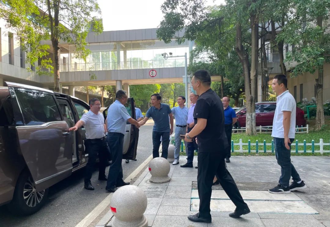 1662520727232597.jpg 640.jpg