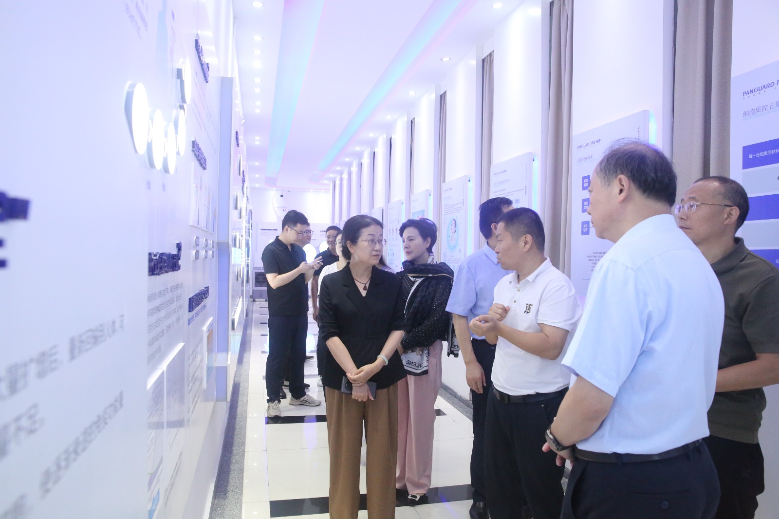 1725000170951765.jpg 4X5A3941.JPG