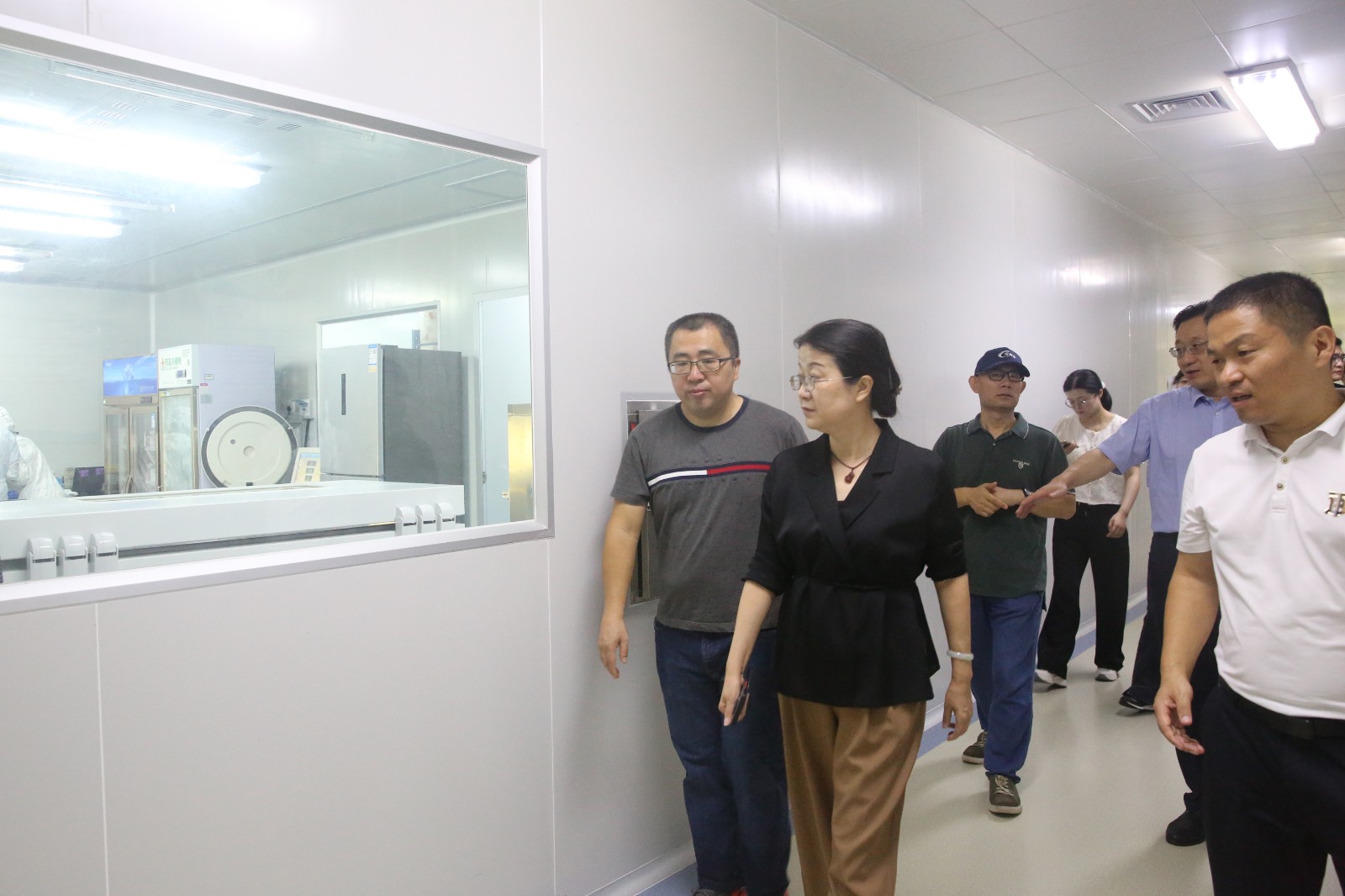 1725000236387251.jpg 4X5A3965.jpg